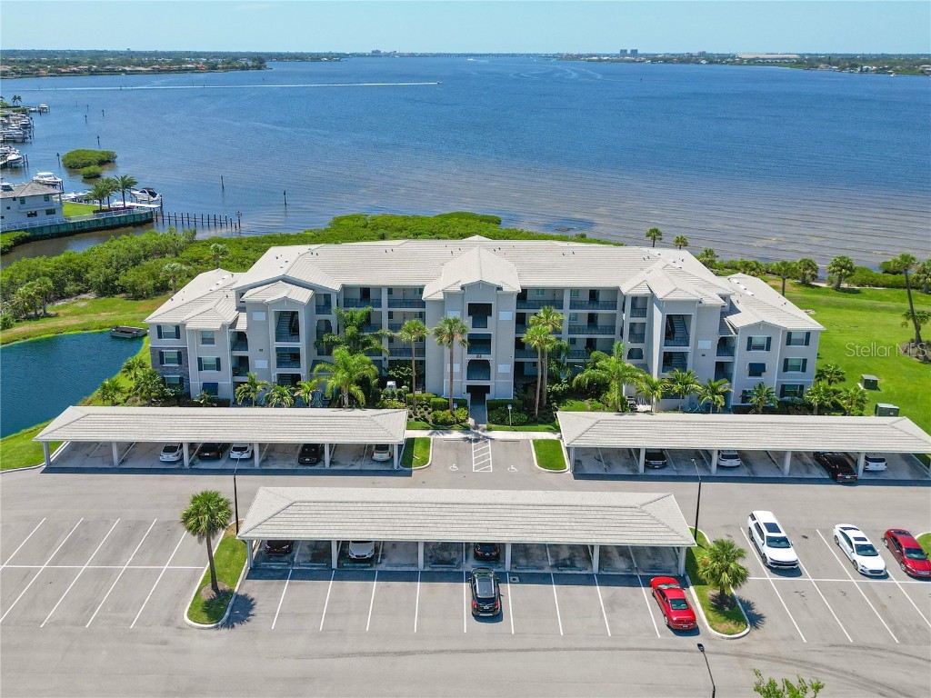 850 Tidewater Shores Loop #202 Bradenton FL 34208 - MANATEE RIVER A4647203 image1
