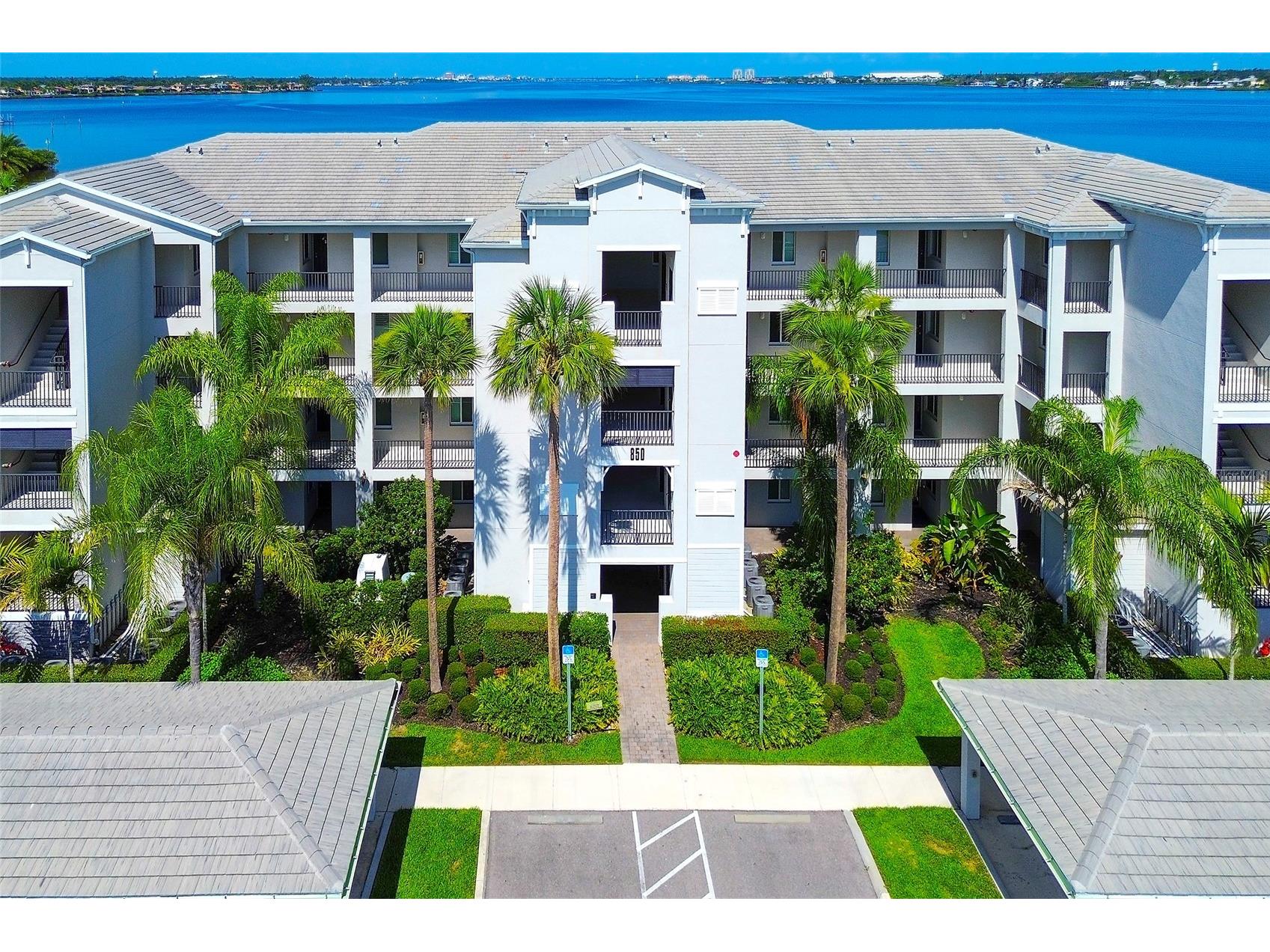 850 Tidewater Shores Loop #402 Bradenton FL 34208 - MANATEE A4699832 image4