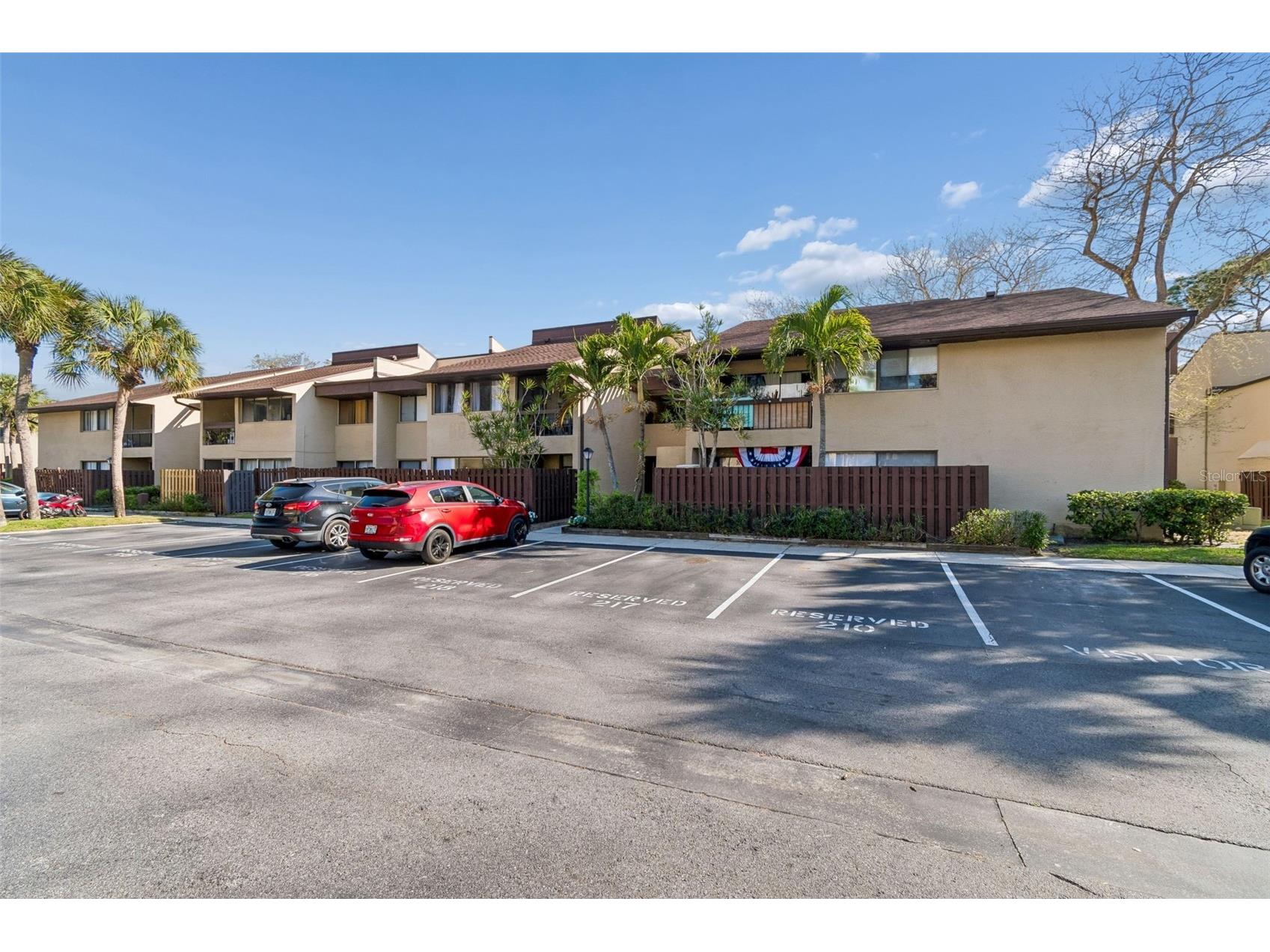 850 Village Lake Ter N #106 Saint Petersburg FL 33716 TB8478885 image1