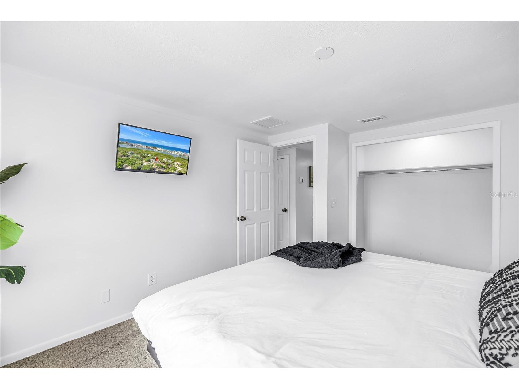 8500 144th Lane Seminole FL 33776 TB8473046 image39