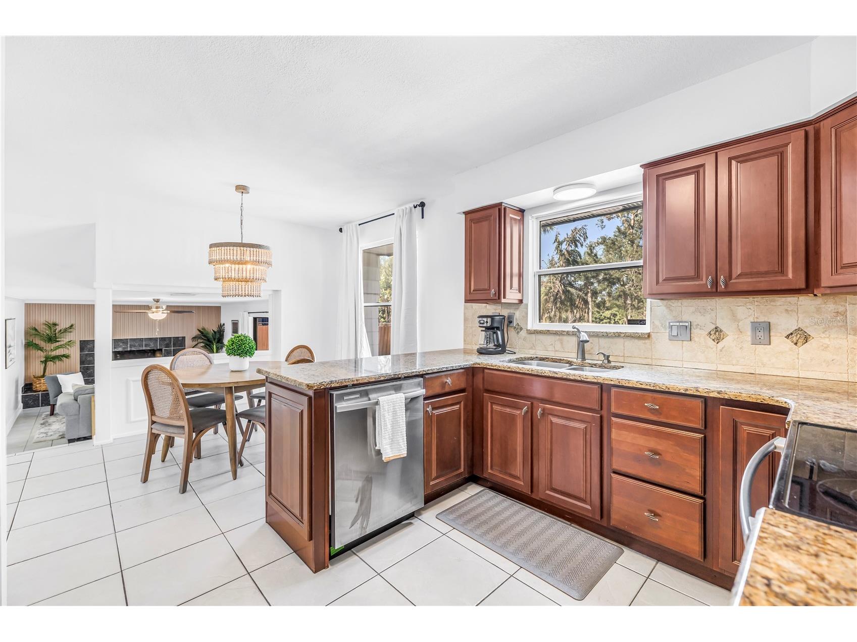 8500 144th Lane Seminole FL 33776 TB8473046 image4