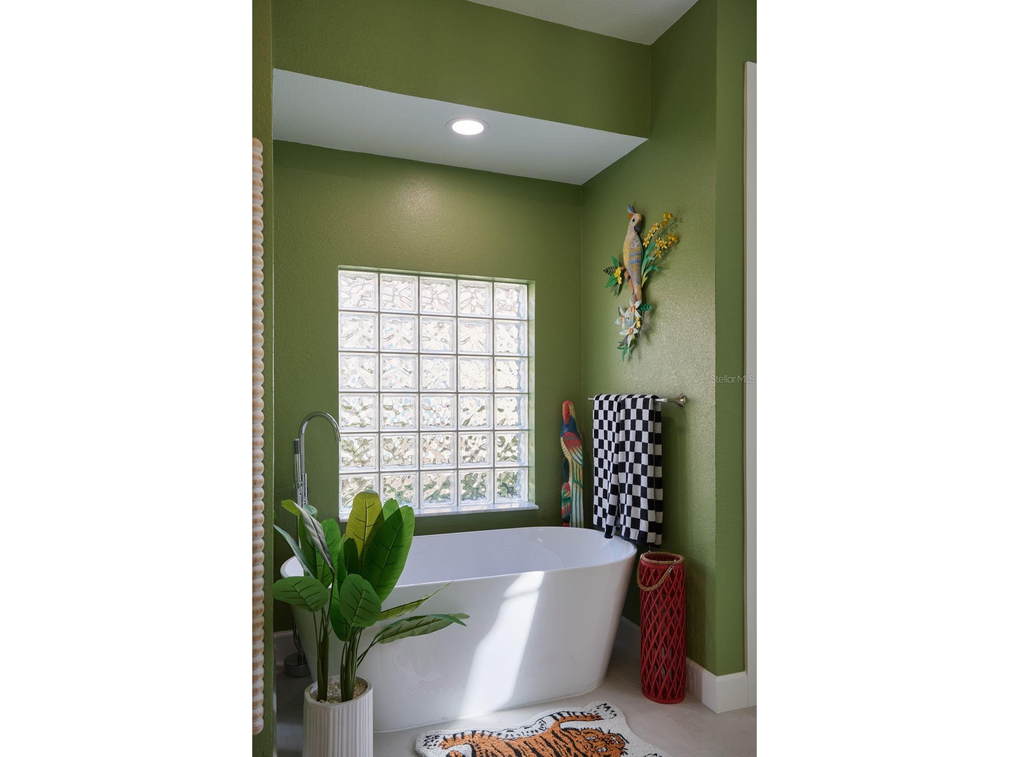8500 Southwind Bay Circle Fort Myers FL 33908 C7521512 image22