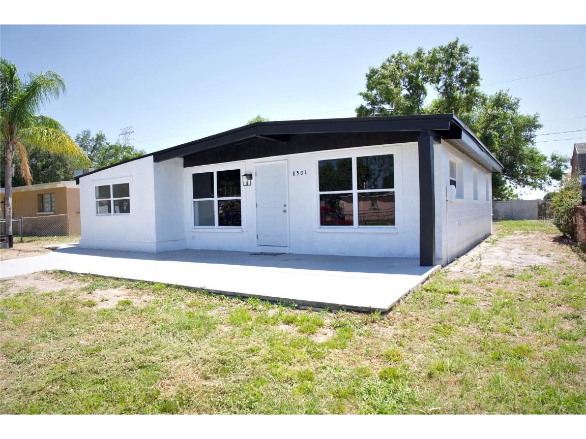 8501 Libby Lane Tampa FL 33619 TB8372639 image1