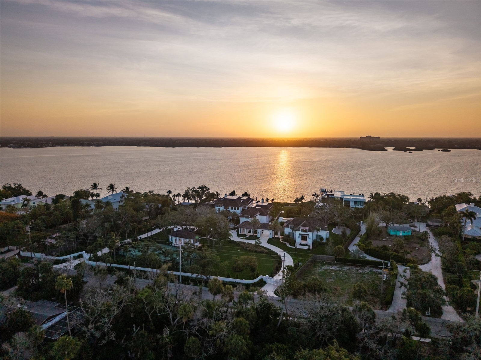 8501 Midnight Pass Road Sarasota FL 34242 - SARASOTA BAY A4692839 image76