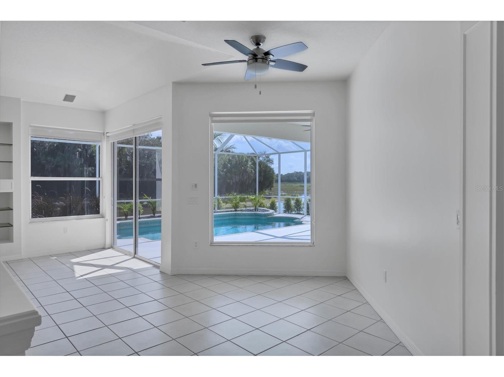 8501 Park Shore Lane Sarasota FL 34238 A4691815 image18