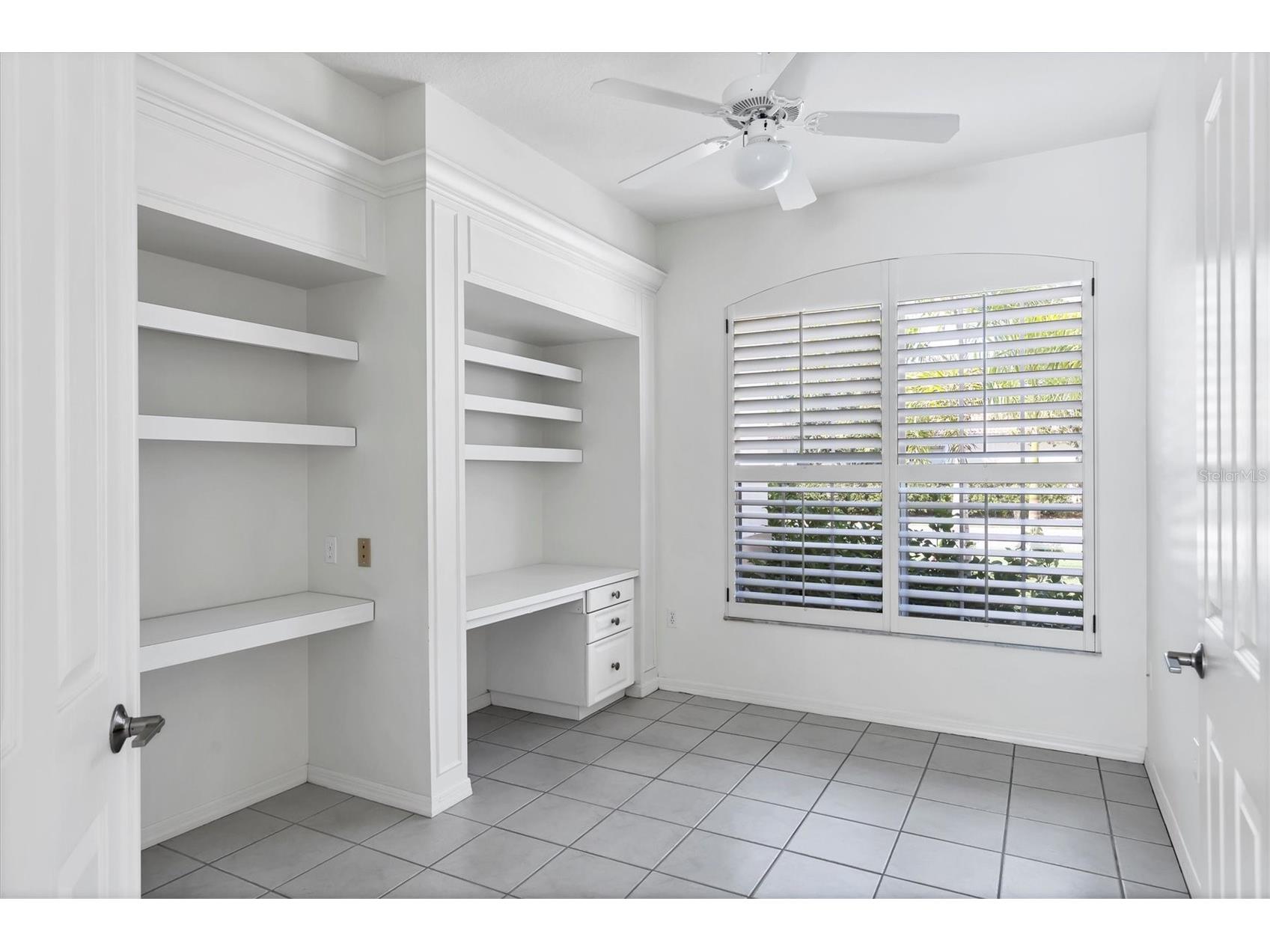 8501 Park Shore Lane Sarasota FL 34238 A4691815 image22