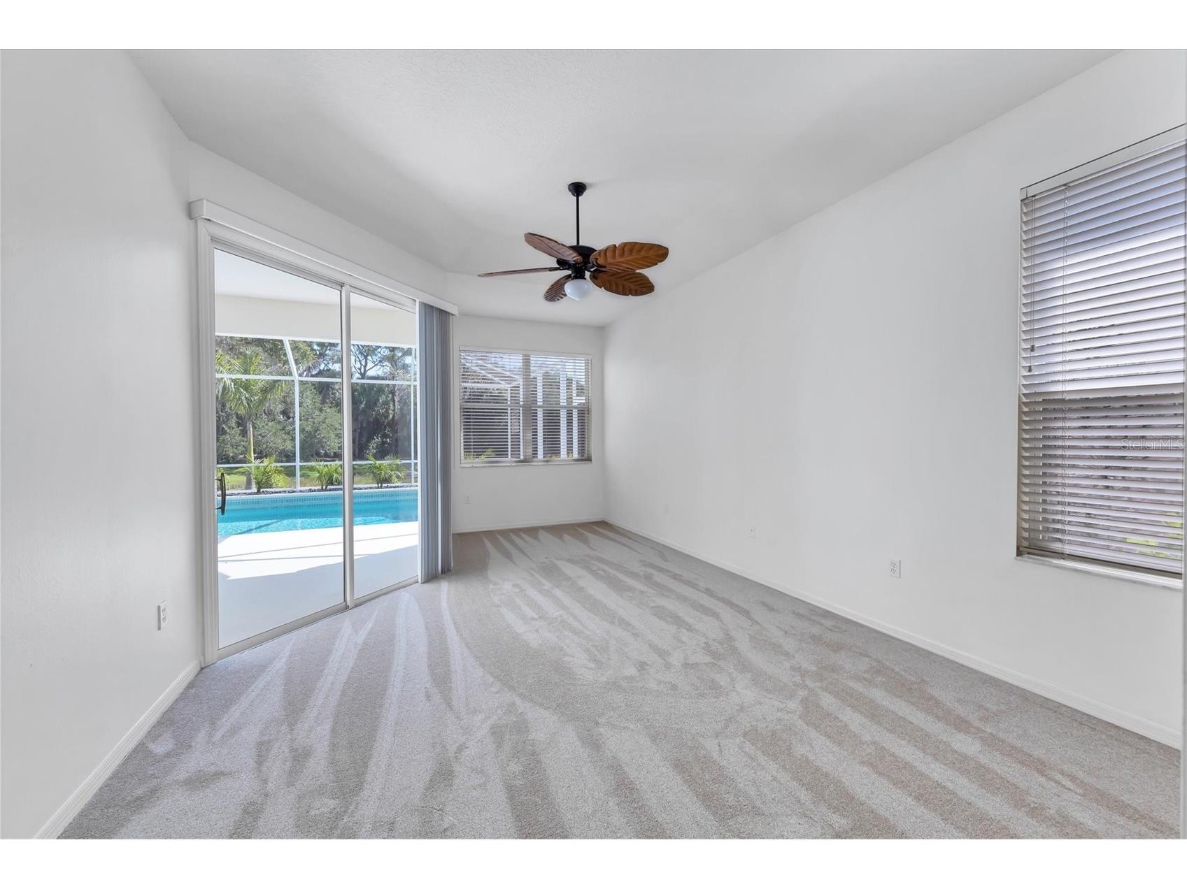 8501 Park Shore Lane Sarasota FL 34238 A4691815 image23