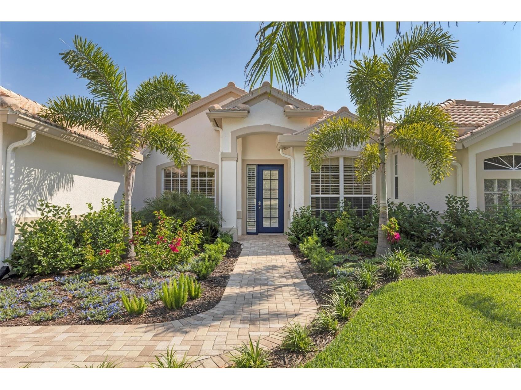 8501 Park Shore Lane Sarasota FL 34238 A4691815 image3