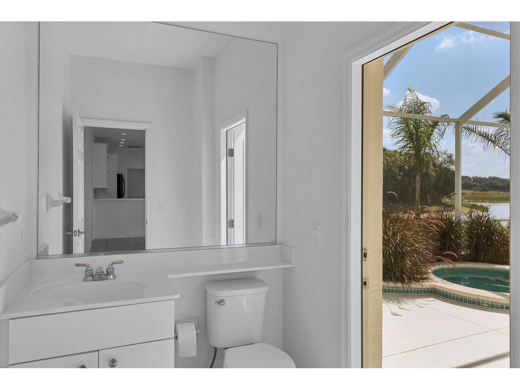 8501 Park Shore Lane Sarasota FL 34238 A4691815 image31