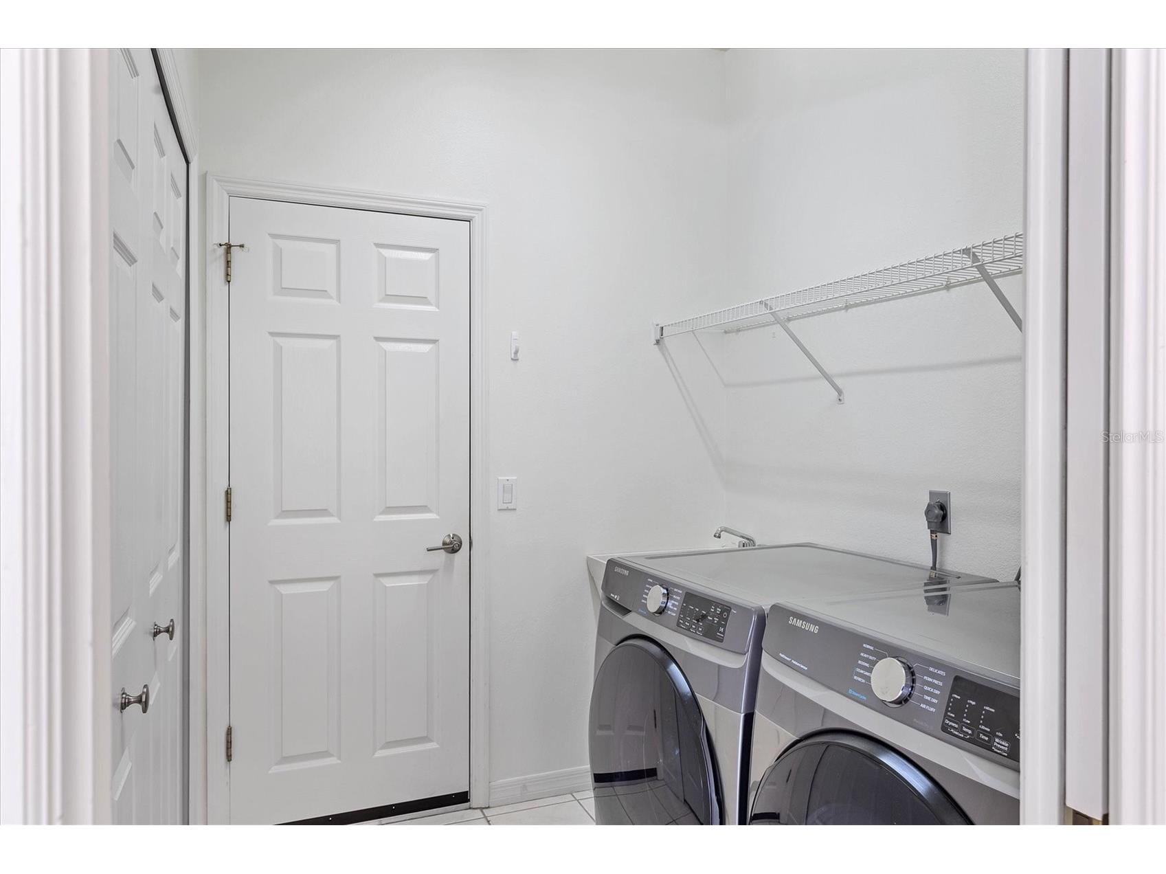 8501 Park Shore Lane Sarasota FL 34238 A4691815 image32
