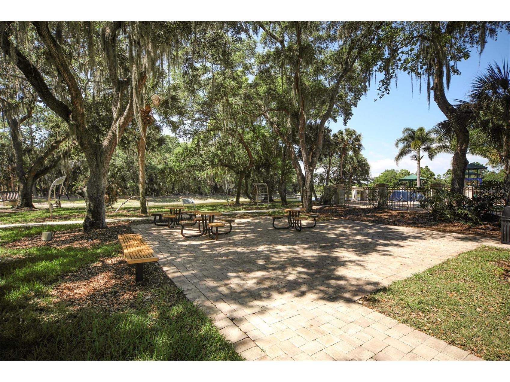8501 Park Shore Lane Sarasota FL 34238 A4691815 image47