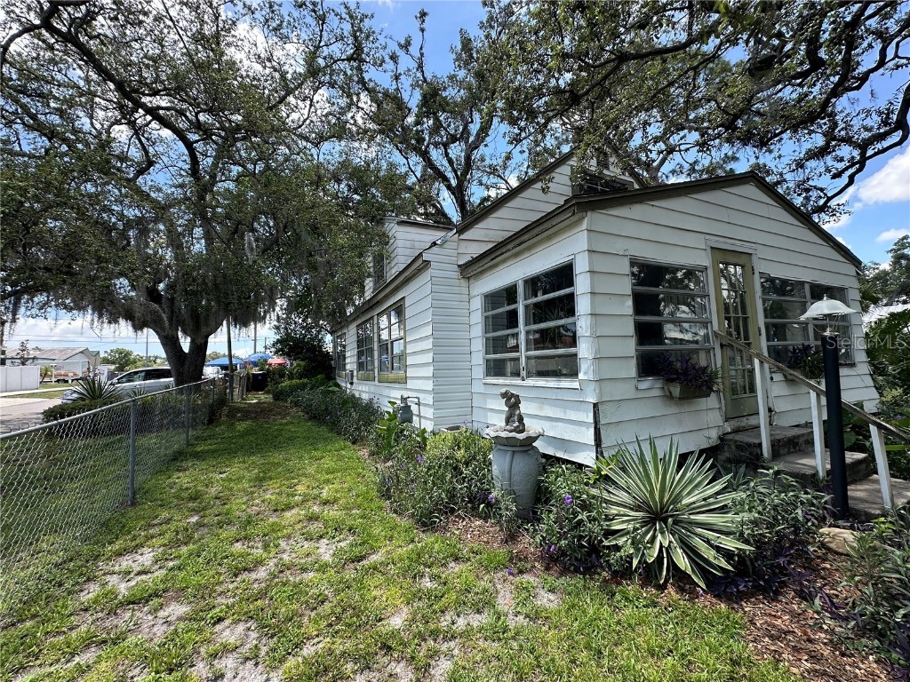8502 N Branch Avenue Tampa FL 33604 TB8392225 image8