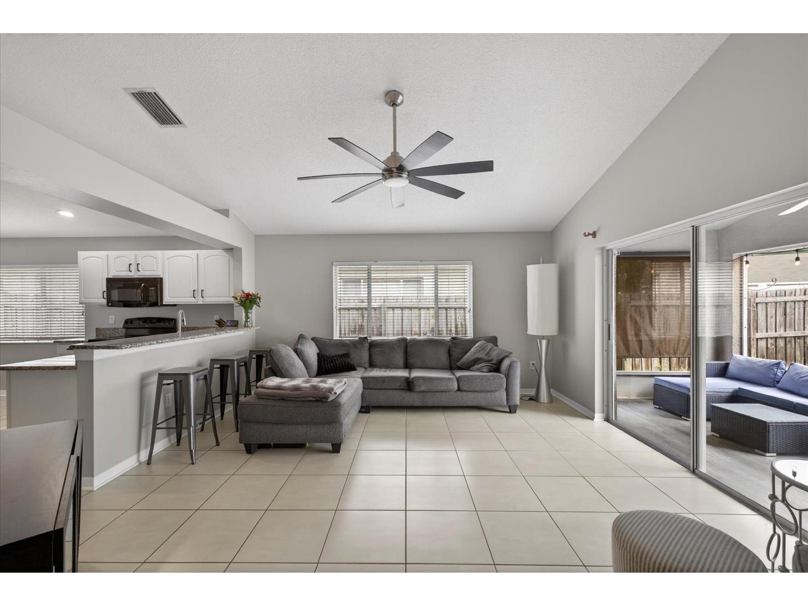 8503 Bella Way Tampa FL 33635 TB8507747 image22