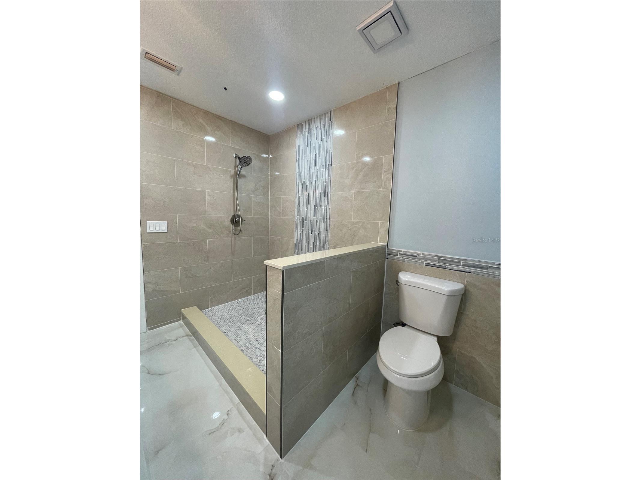 8503 Woodwick Court Tampa FL 33615 TB8504504 image22