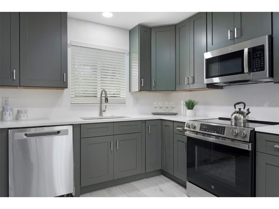 8504 42nd Avenue N Saint Petersburg FL 33709 TB8422063 image18