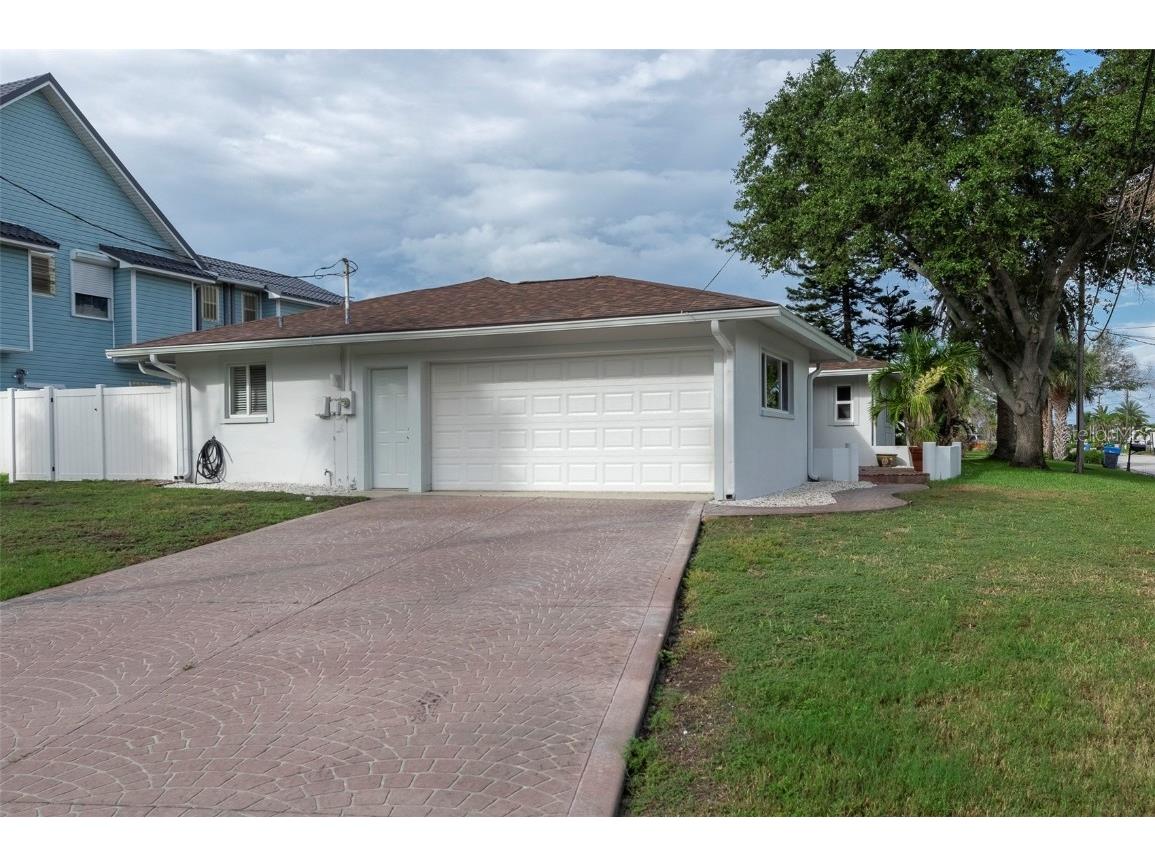 8504 42nd Avenue N Saint Petersburg FL 33709 TB8422063 image2