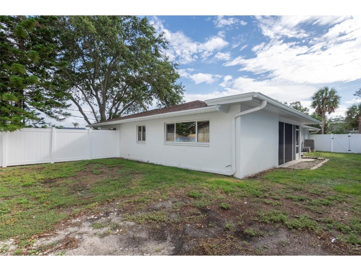 8504 42nd Avenue N Saint Petersburg FL 33709 TB8422063 image32