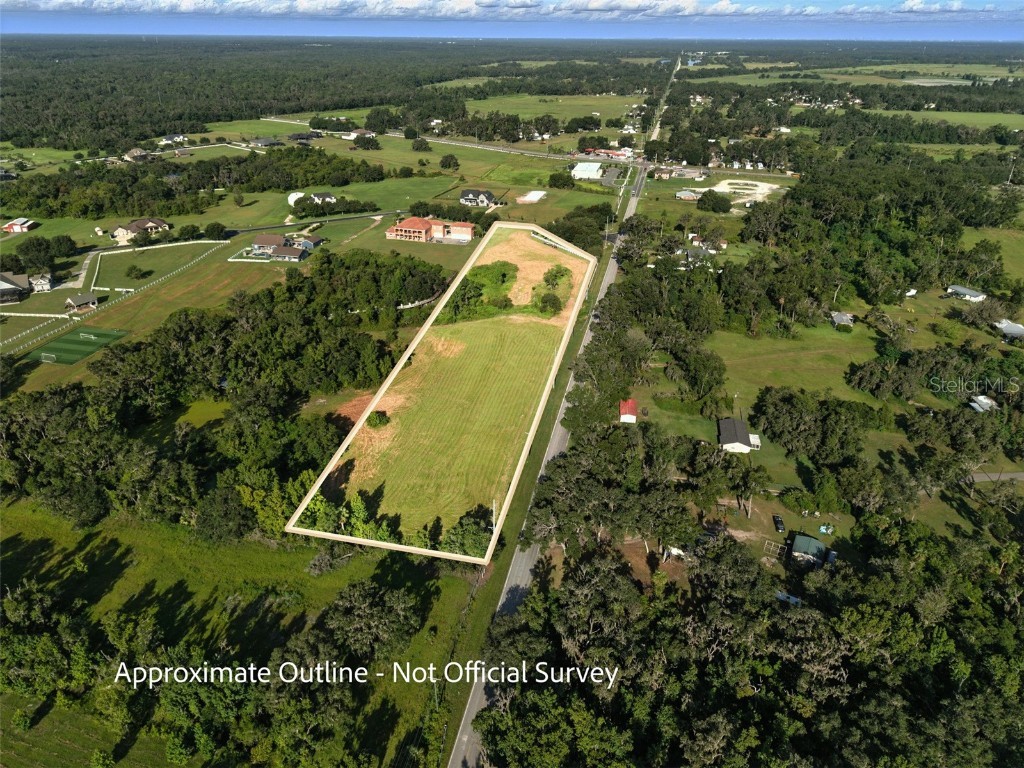 8504 Alafia Hills Drive Plant City FL 33567 TB8414304 image1