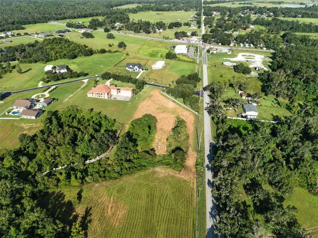 8504 Alafia Hills Drive Plant City FL 33567 TB8414304 image13