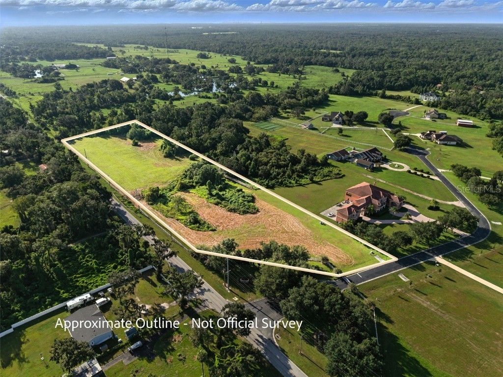 8504 Alafia Hills Drive Plant City FL 33567 TB8414304 image4