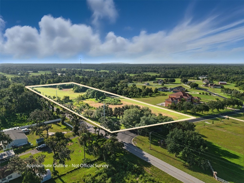 8504 Alafia Hills Drive Plant City FL 33567 TB8414304 image6