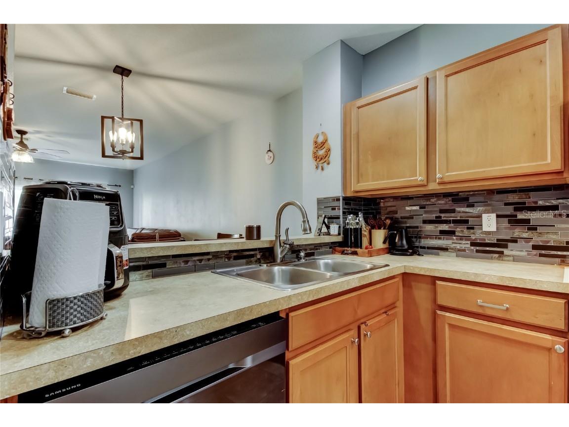 8504 Gablebend Way Tampa FL 33647 TB8450077 image16