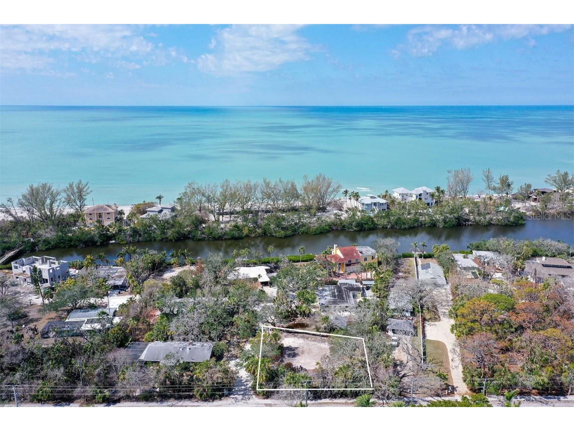 8504 Heron Lagoon Circle Sarasota FL 34242 A4644322 image1