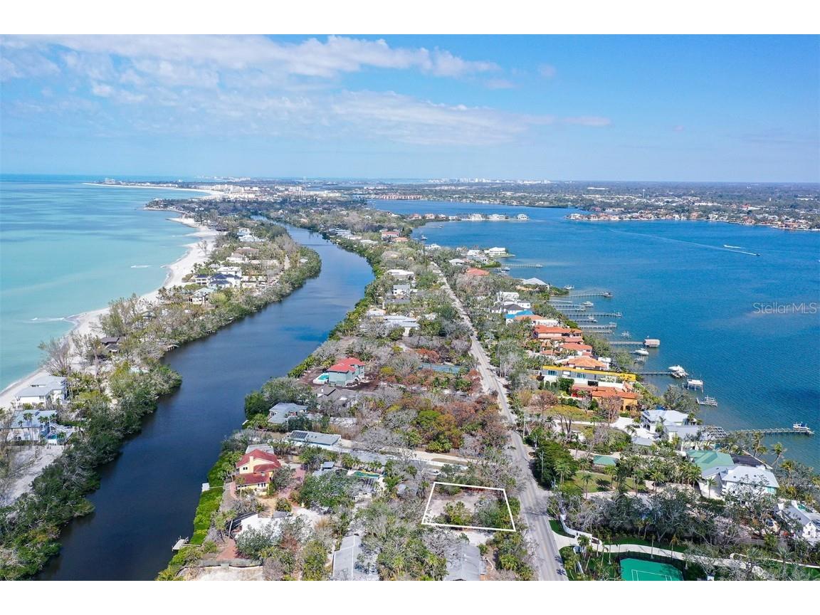 8504 Heron Lagoon Circle Sarasota FL 34242 A4644322 image2