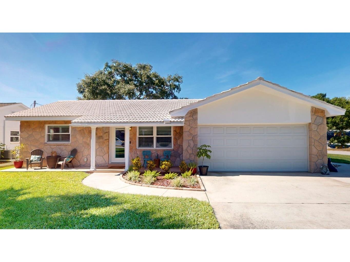 8504 Oakhurst Road Seminole FL 33776 U8220586 image1