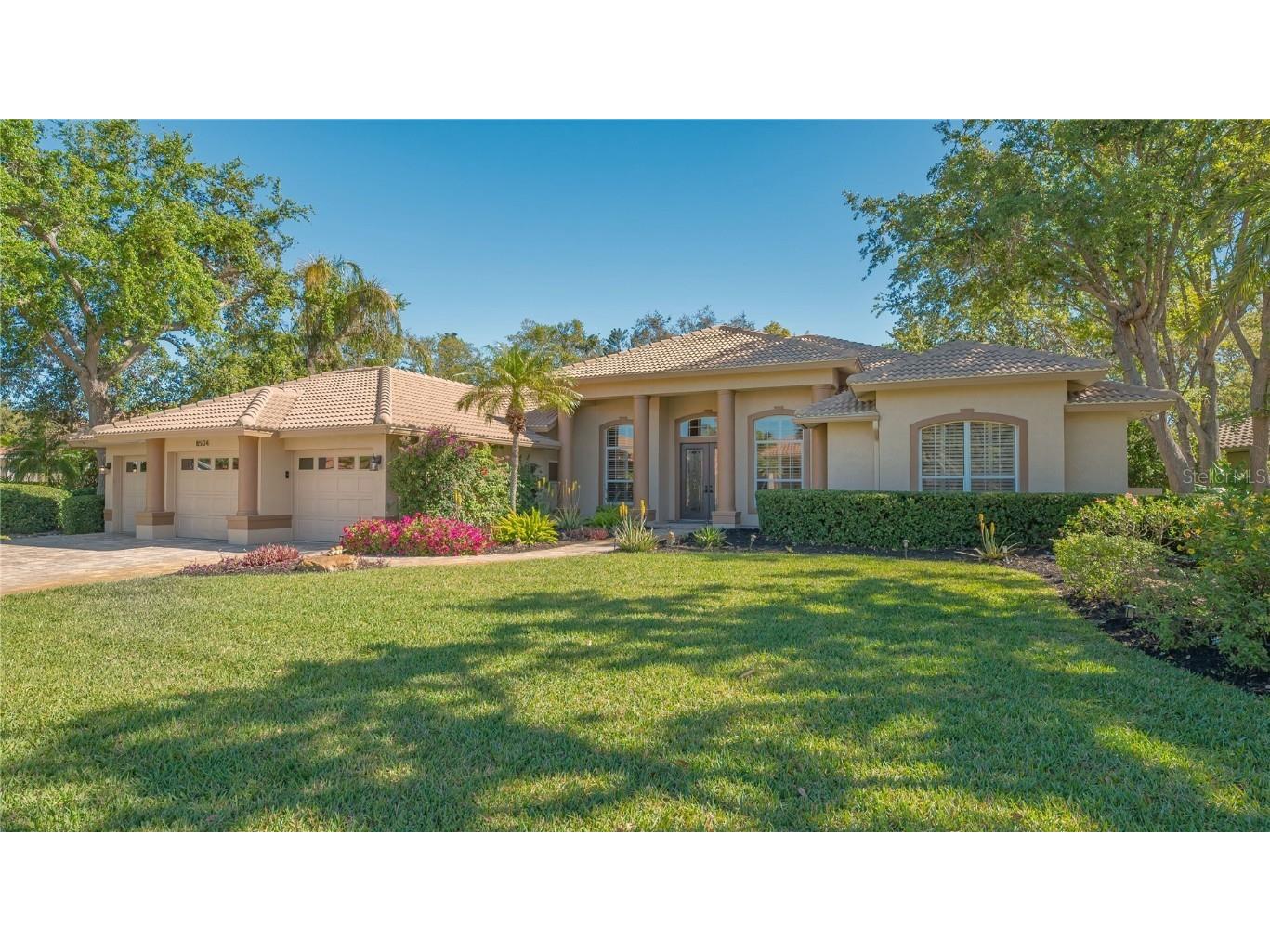 8504 Woodbriar Drive Sarasota FL 34238 A4645672 image1