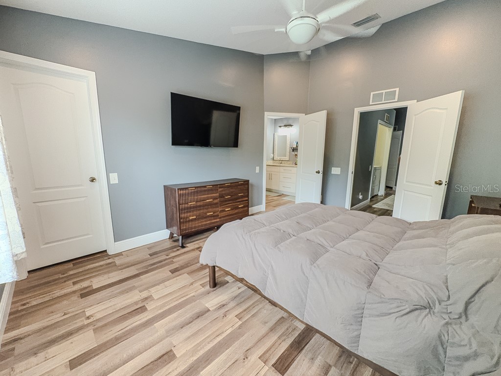 8505 Sandy Beach Street Tampa FL 33634 - POND TB8518117 image25