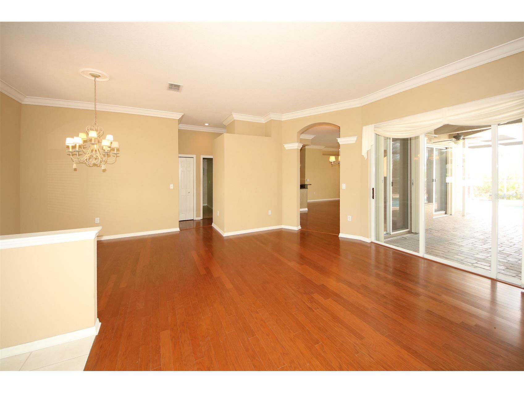 8506 Coral Creek Loop Hudson FL 34667 W7883284 image6