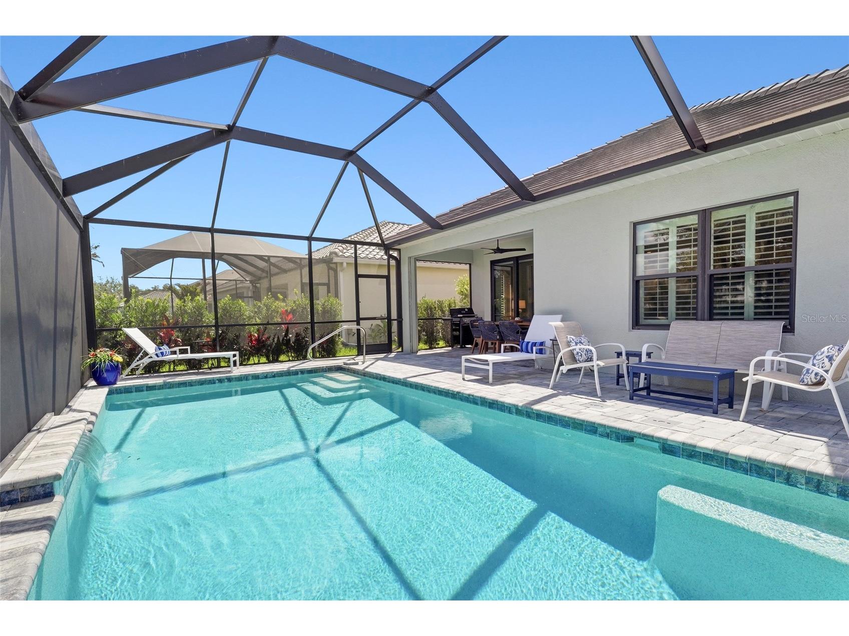 8506 Frangipani Terrace Sarasota FL 34240 A4694557 image16