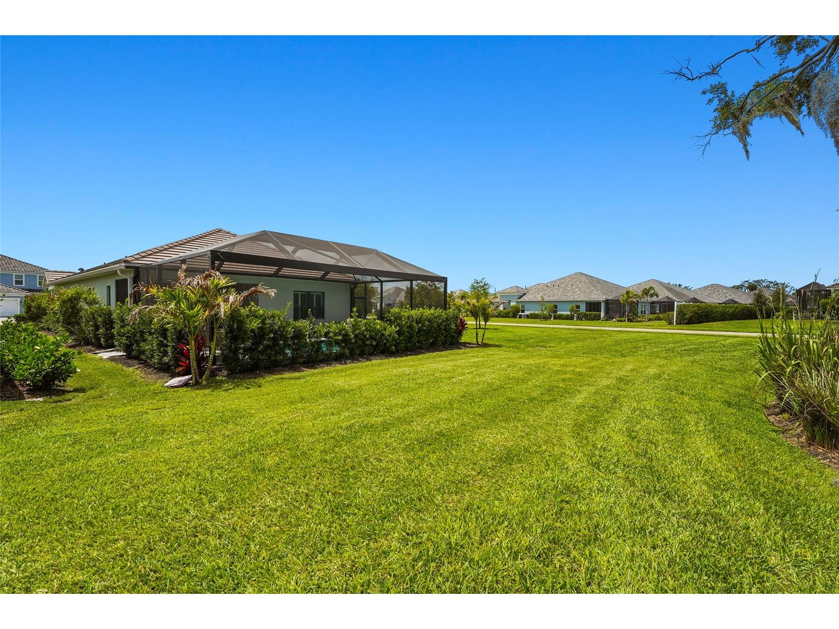 8506 Frangipani Terrace Sarasota FL 34240 A4694557 image46