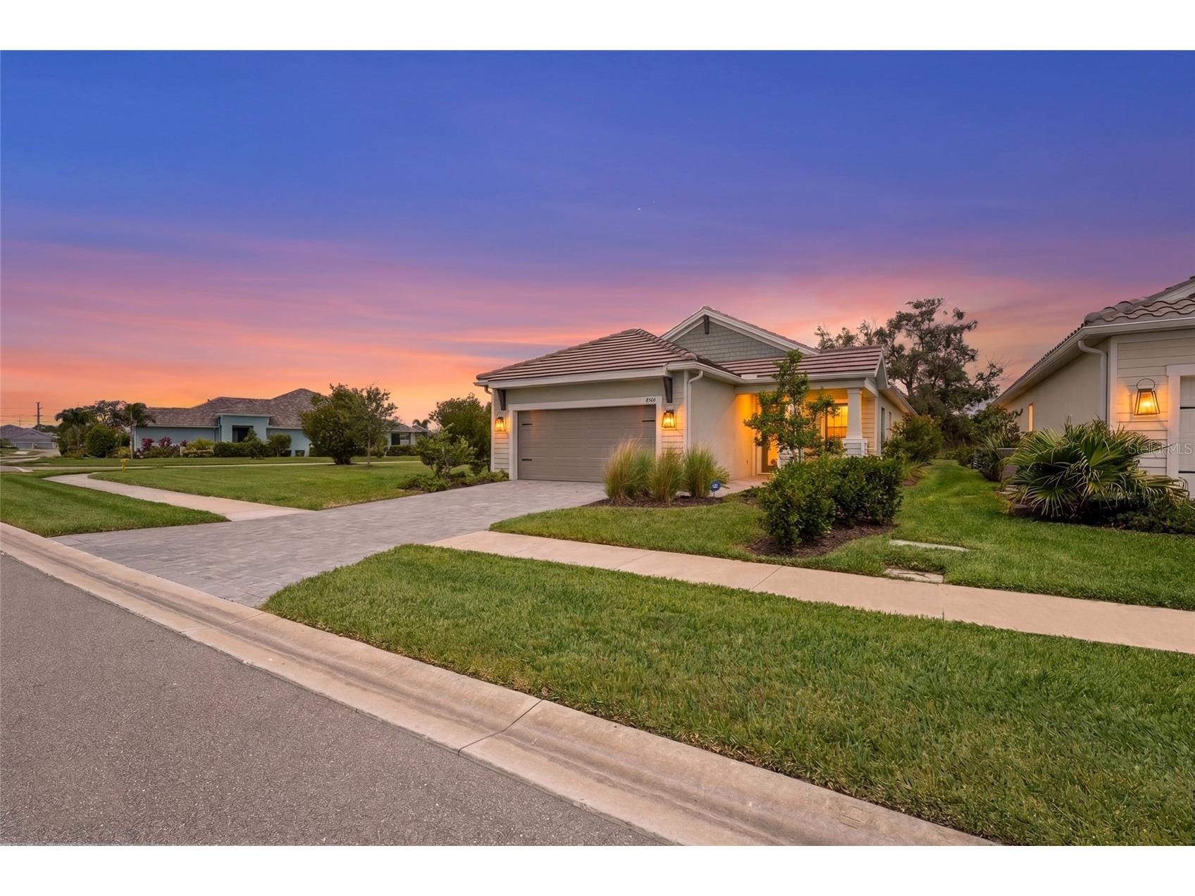 8506 Frangipani Terrace Sarasota FL 34240 A4694557 image58