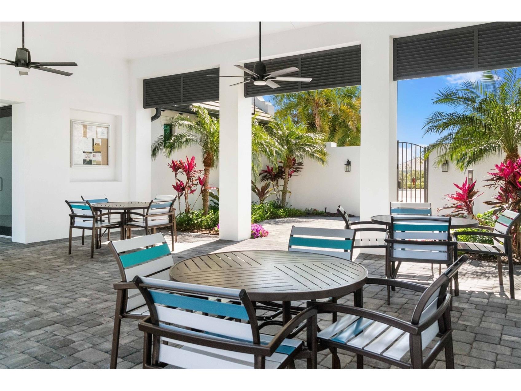 8506 Frangipani Terrace Sarasota FL 34240 A4694557 image73