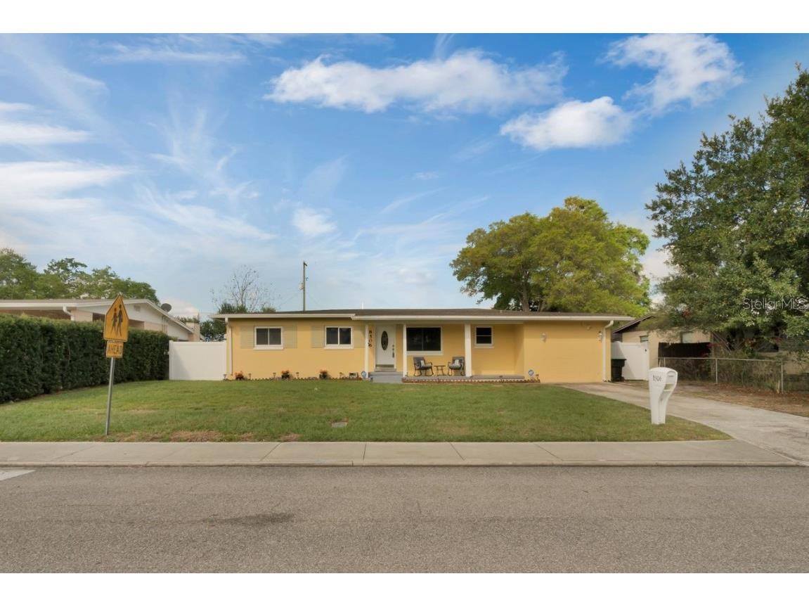 8506 Garnet Avenue Orlando FL 32810 O6010665 image1