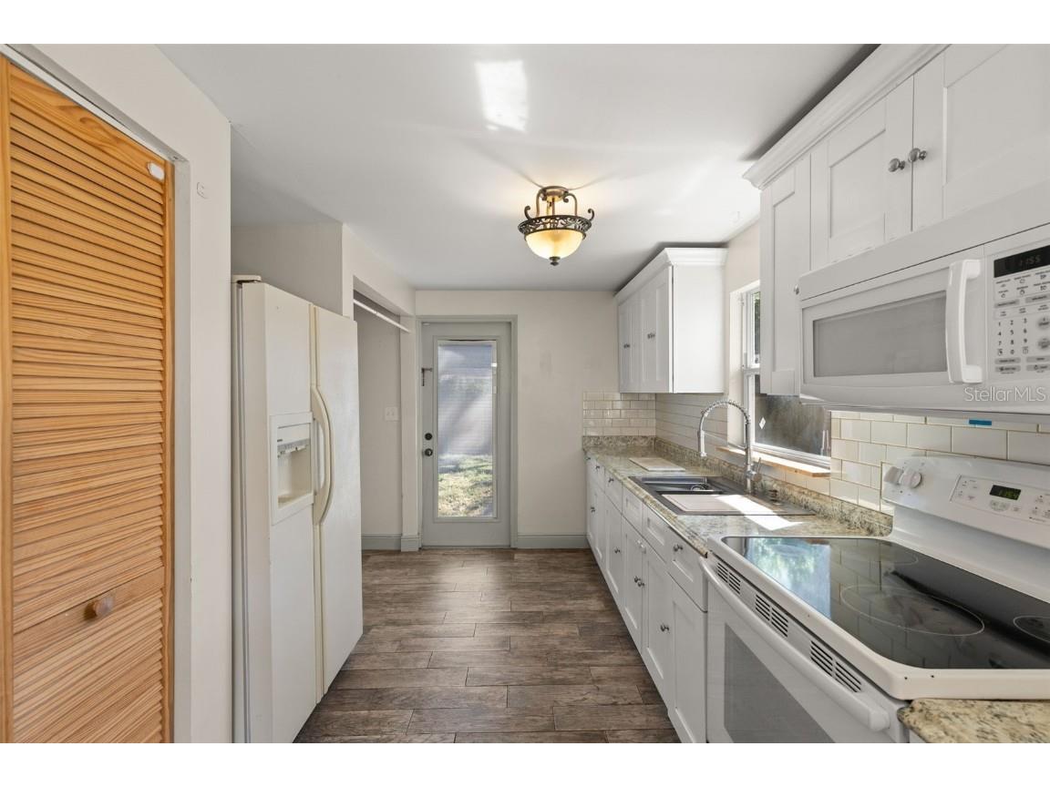 8507 Claonia Street Tampa FL 33614 TB8437381 image11