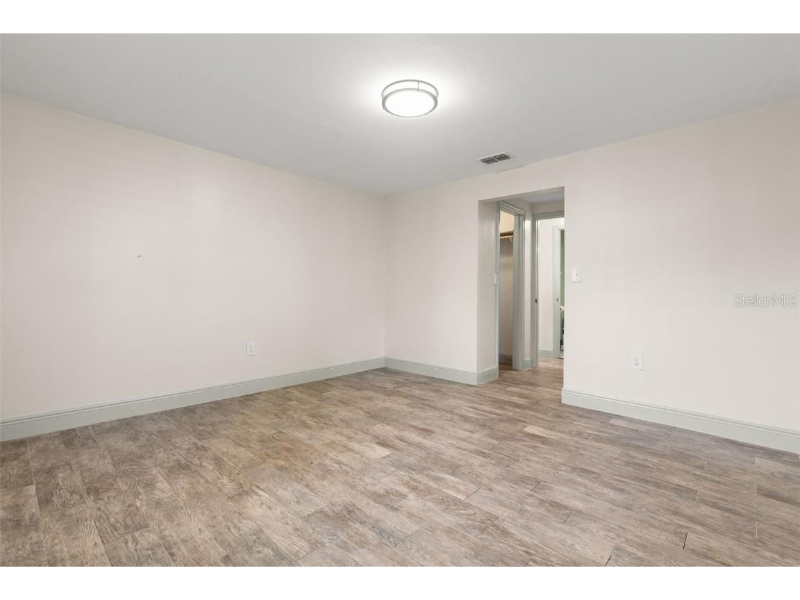 8507 Claonia Street Tampa FL 33614 TB8437381 image16