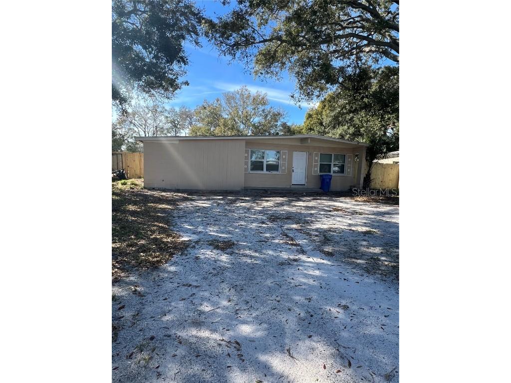 8507 Grapefruit Avenue Tampa FL 33619 T3480191 image1