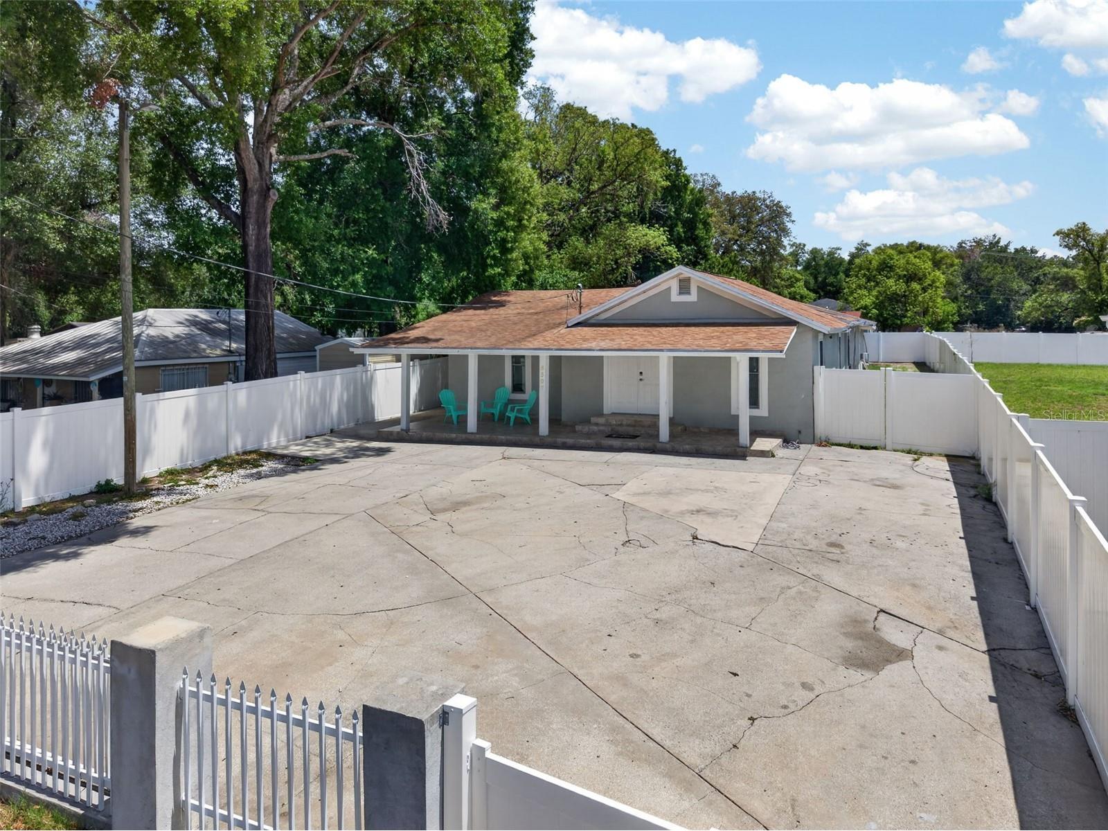 8507 N Brooks Street Tampa FL 33604 TB8496471 image1