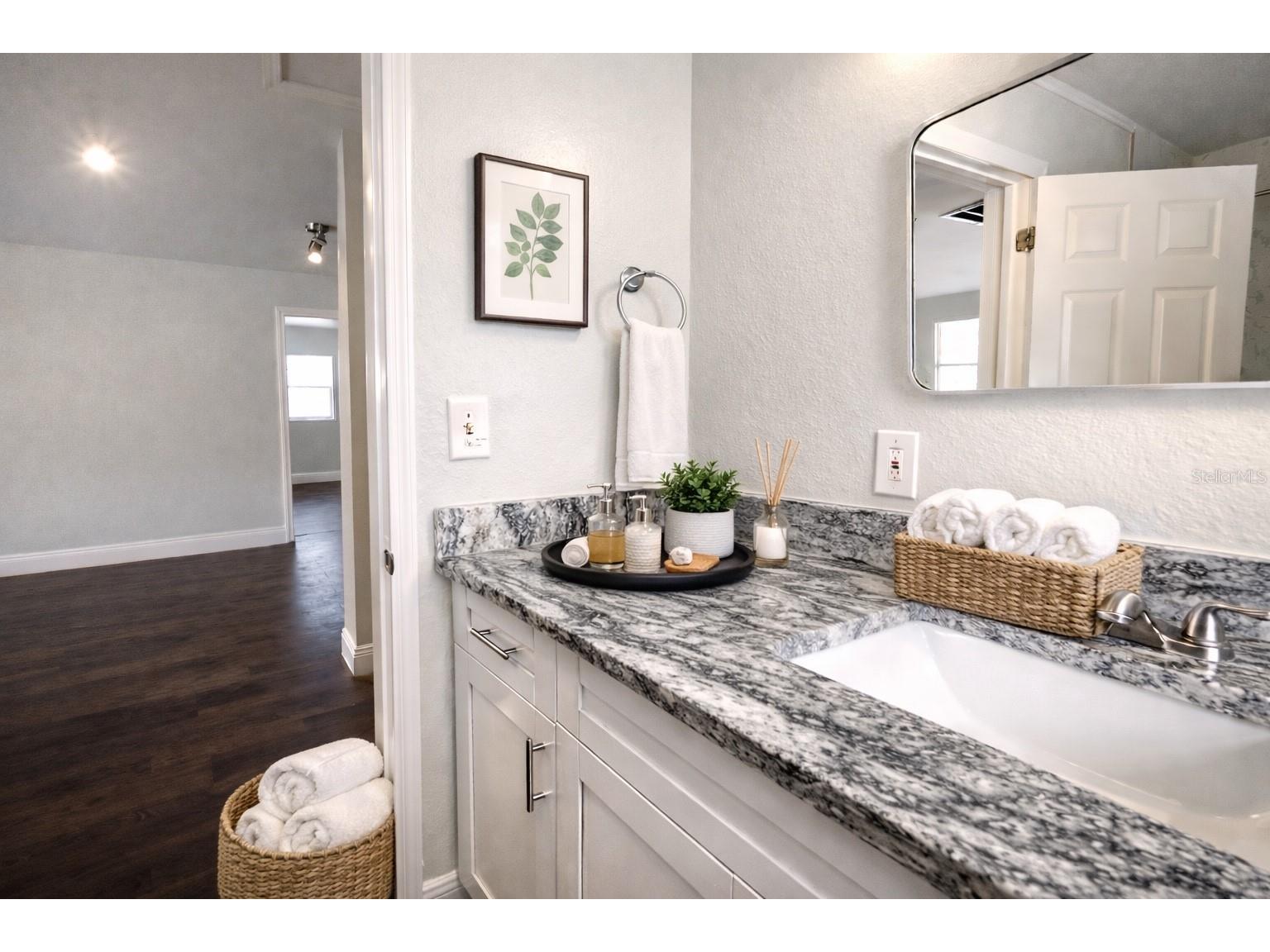 8507 N Edison Tampa FL 33604 TB8468606 image21