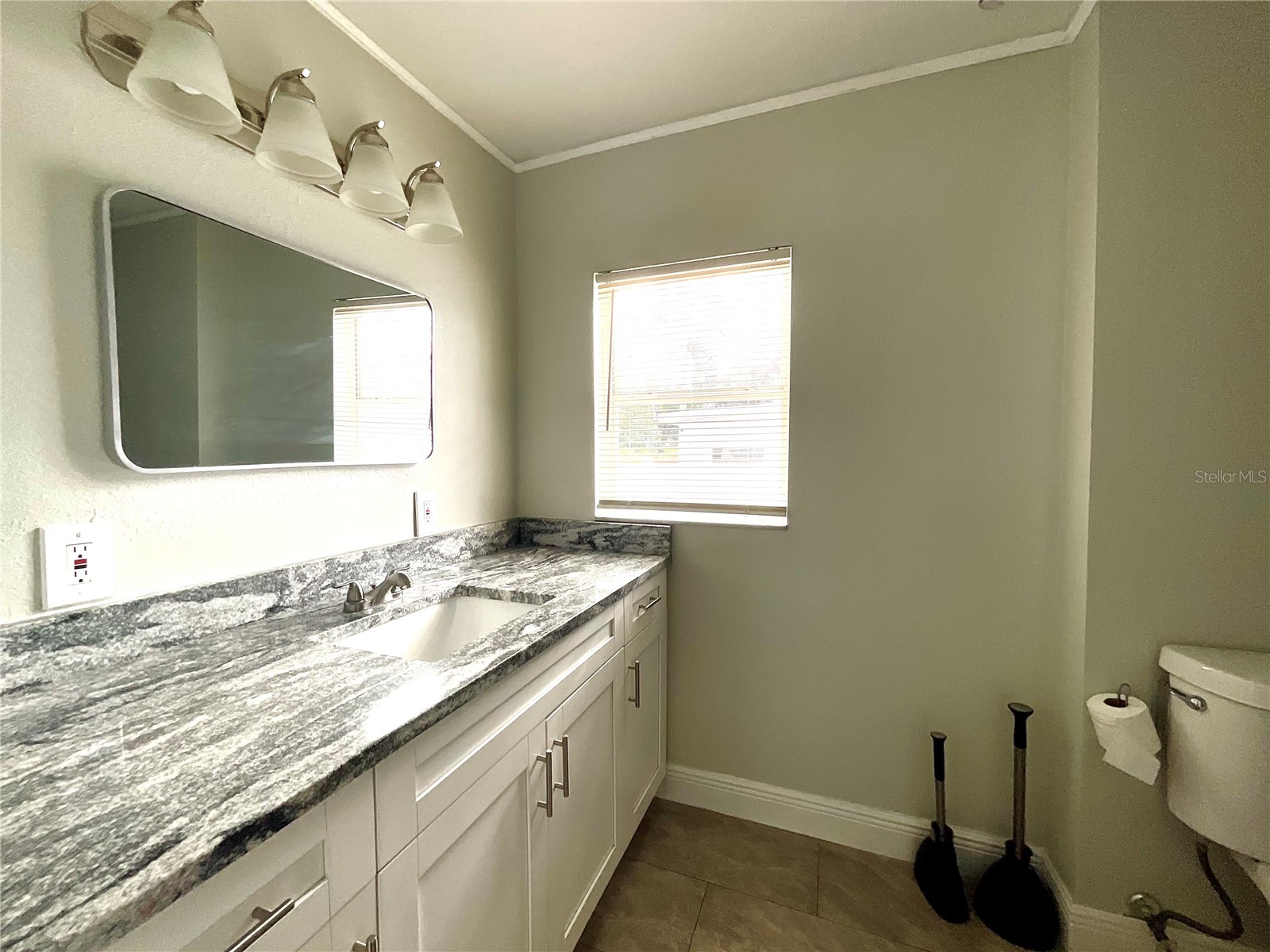 8507 N Edison Tampa FL 33604 TB8468606 image24