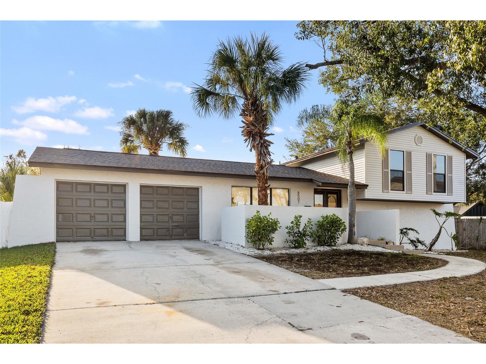 8507 Wooddale Court Tampa FL 33615 TB8468976 image1