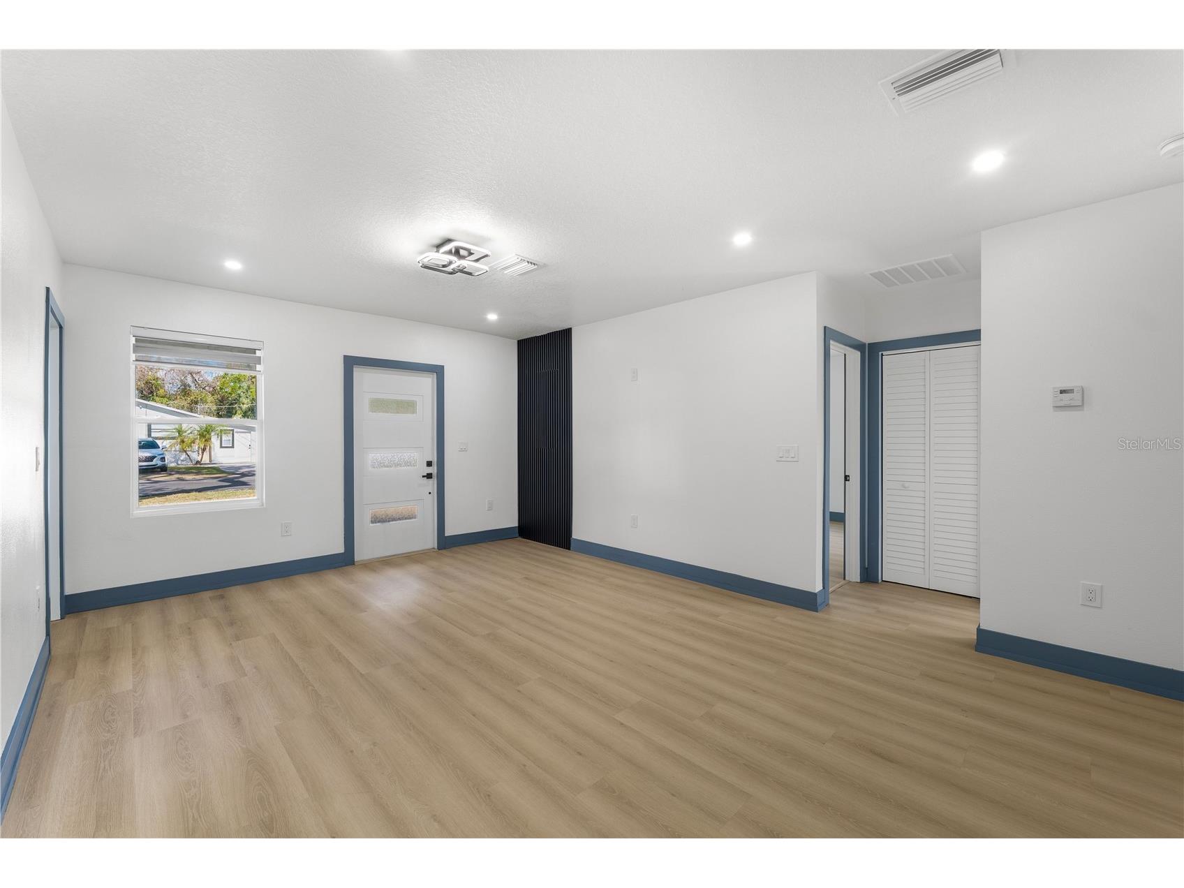 8508 Sunbeam Ln Tampa FL 33615 TB8470129 image5