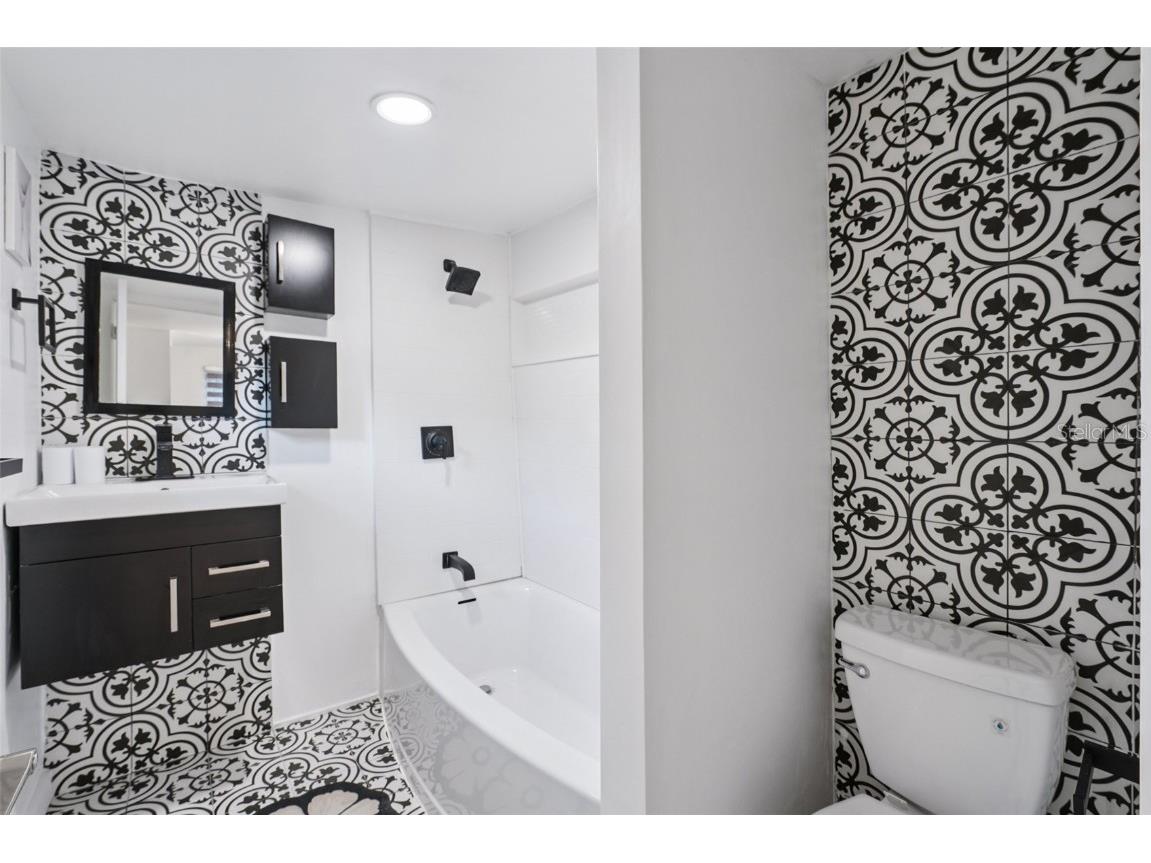 8509 N Hamner Avenue Tampa FL 33604 TB8461773 image31