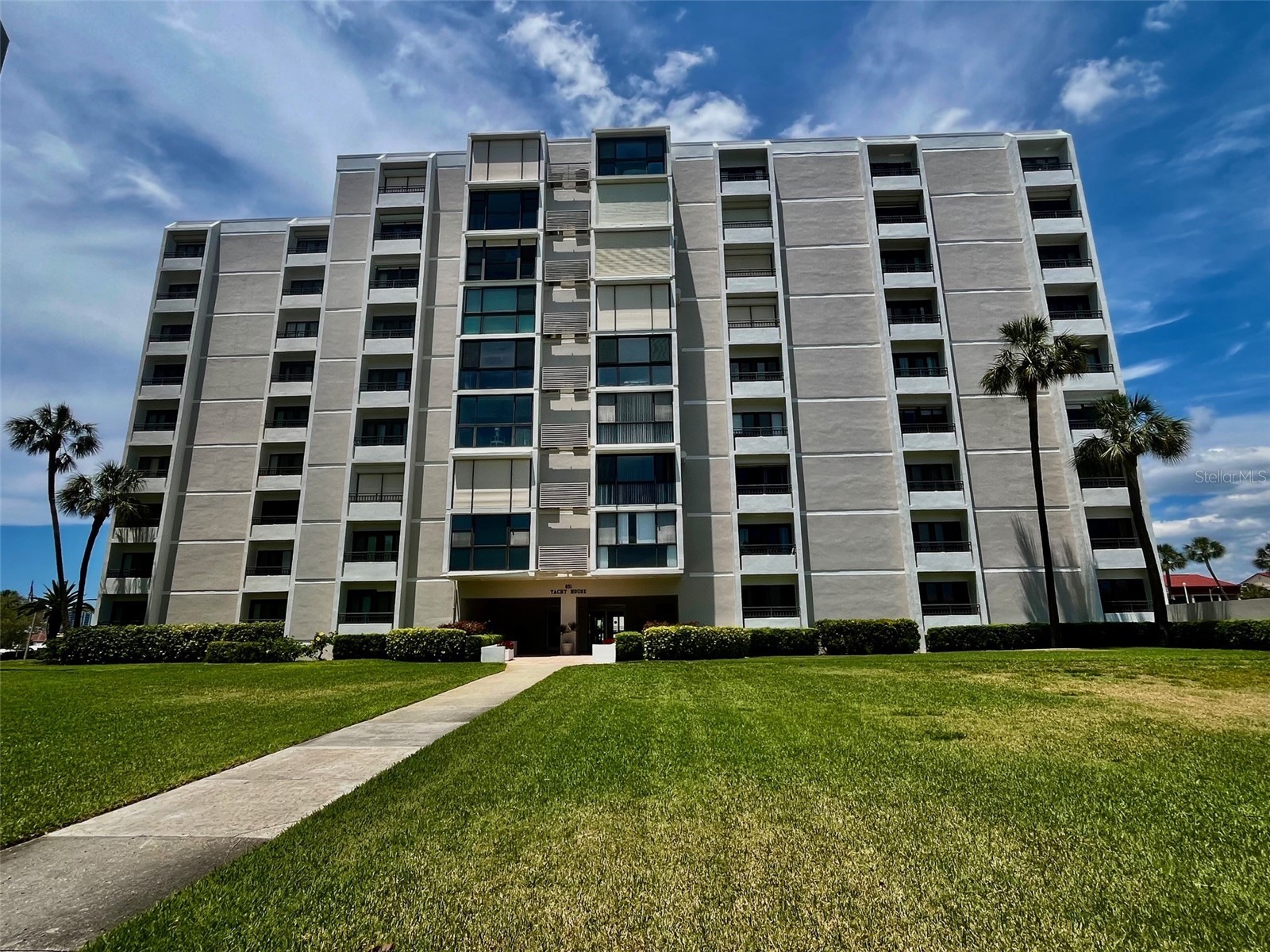 851 Bayway Boulevard #405 Clearwater Beach FL 33767 TB8507467 image1