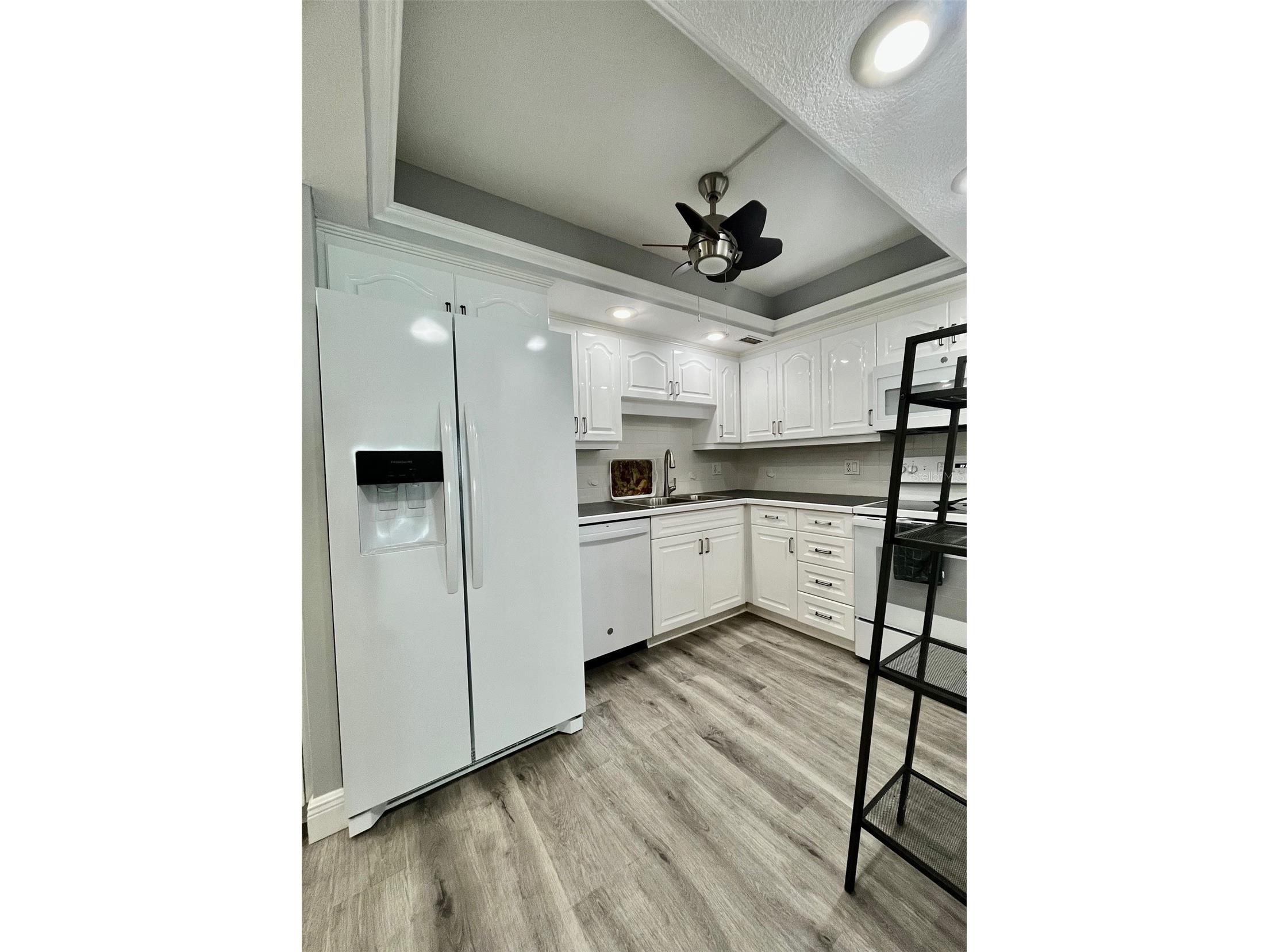 851 Bayway Boulevard #405 Clearwater Beach FL 33767 TB8507467 image10