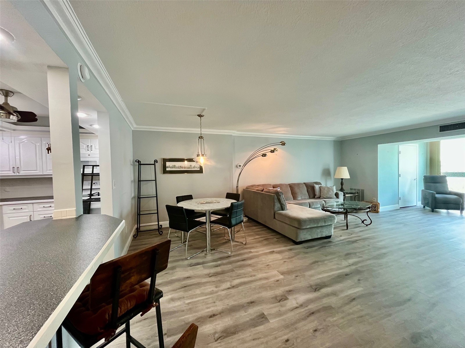 851 Bayway Boulevard #405 Clearwater Beach FL 33767 TB8507467 image14