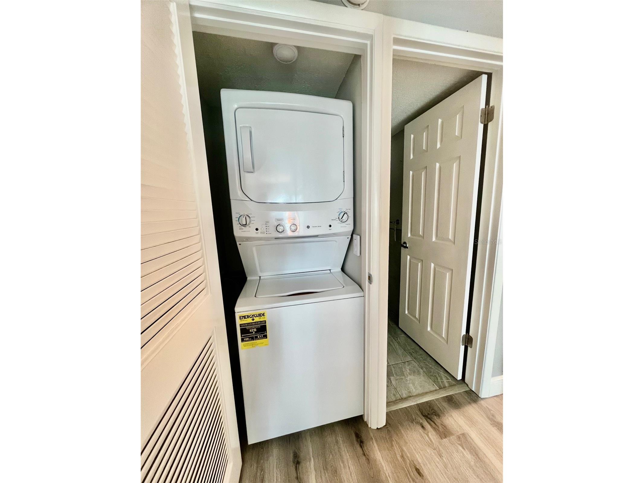 851 Bayway Boulevard #405 Clearwater Beach FL 33767 TB8507467 image25
